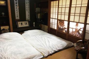 پانسیون Guest House Ilonggo
