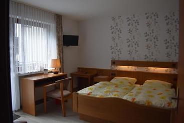Pension Haus Am Waldesrand