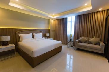 Iloilo Gateway Hotel And Suites