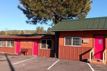 Crescent Moon Motel