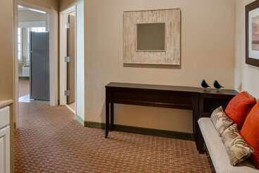 فندق Comfort Suites Chincoteague Island Bayfront Resort
