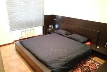 پانسیون Carducci Apartment   The V Collection
