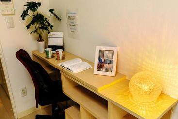 Mr.kinjo In Chatan Premier Home Ii