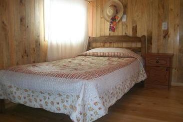 پانسیون Hostal Austral