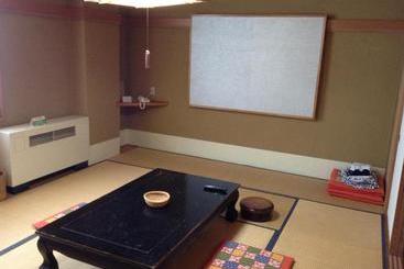 پانسیون Resort Inn Chitose