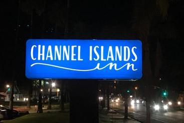 هتل Channel Islands Inn