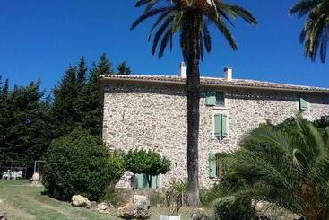 דירות לתיירים Bastide Les Buis