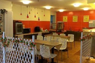 هتل 7days Inn Xiamen Railway Station Xiahe Road Ershi