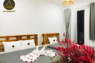 هتل Art Homestay  Hostel