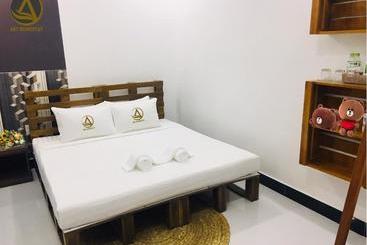 هتل Art Homestay  Hostel