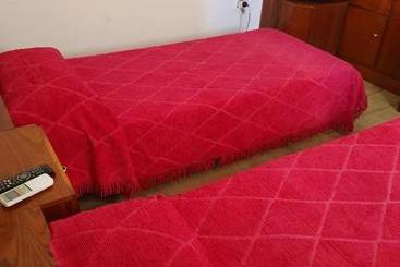 پانسیون Hostal Los Sesto