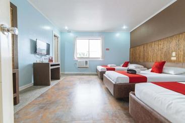 هتل Reddoorz @ N Roldan Street