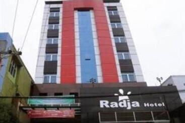 هتل Radja