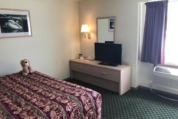 هتل Kings Inn Cody