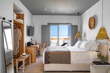 پانسیون Lemon Suites Santorini