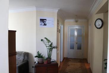 پانسیون Guest House Aziza