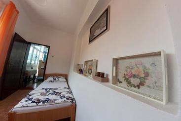 Hostel  Sema