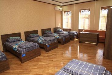 Yellow Hostel Dushanbe