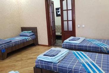 Yellow Hostel Dushanbe