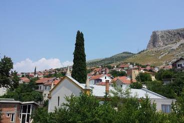 Apartments & Hostel Zdrava Hrana