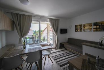 Apartments Villa Rivarella
