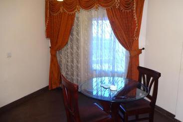 هتل Manuelsons Malabar Palace