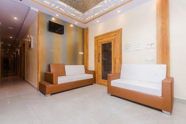 酒店 Suncity By Oyo Rooms