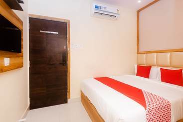 酒店 Suncity By Oyo Rooms