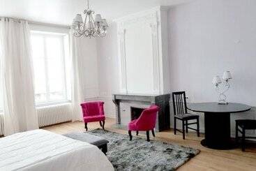 تختخواب و صبحانه Les Chambres Du Chapitre