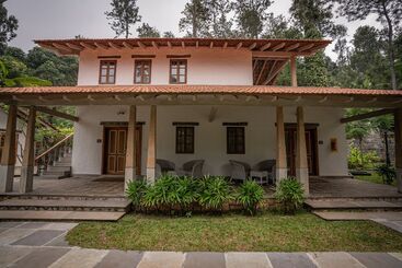 בית מלון כפרי Shambala Yercaud