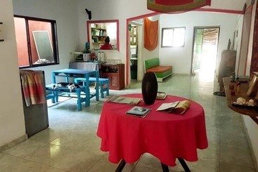 Oasis Hostal Restaurante