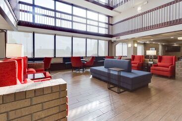 فندق Pear Tree Inn Sikeston