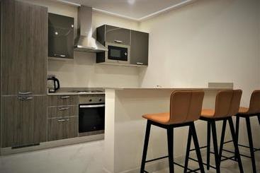 هتل Infinity Juffair Suites