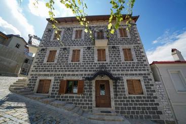 هتل Korça Boutique