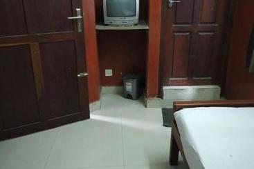 هتل Unnikrishna Lodge