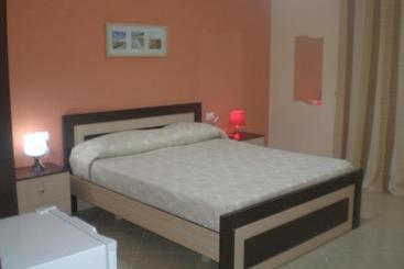 هتل Dhori House Dhermi