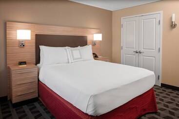 هتل Towneplace Suites By Marriott Gainesville