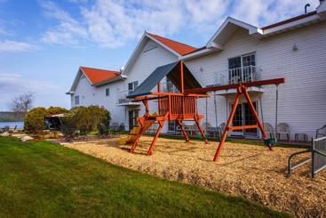 Мотель Ephraim Shores Resort