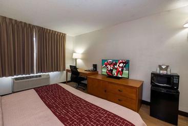 هتل Cedar Rapids Inn