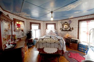 هتل Complejo Enchanted Nights Bed & Breakfast