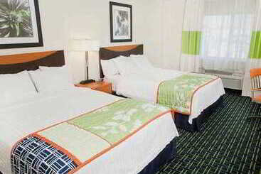 ホテル Fairfield Inn & Suites Longview