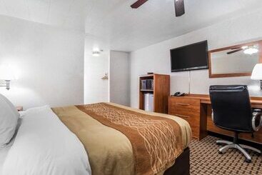 هتل Rodeway Inn Elko Downtown Area