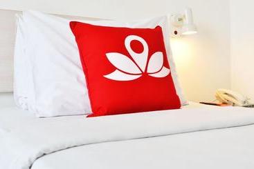 پانسیون Zen Rooms 3g Place Laoag