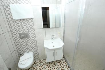 هتل Grand Konak