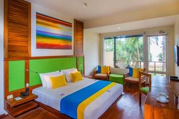 Mermaid Hotel & Club