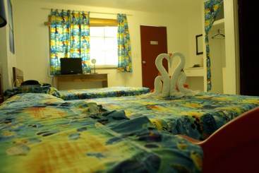 هتل Pacific Treelodge Resort