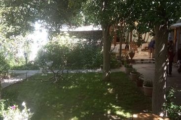 هتل Uytnyi Ugolok Pribregia