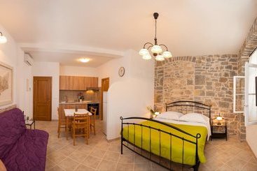 Beach Resort Apartments Podspiline