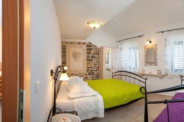 Beach Resort Apartments Podspiline