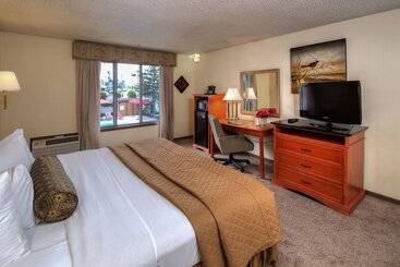 هتل The Foothills Inn